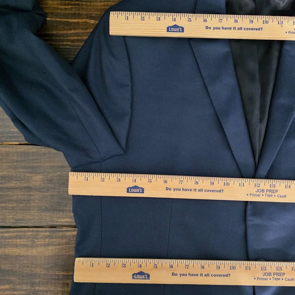 Calvin Klein Men's Sport Coat Blazer Two Button Navy Herringbone Poly Blend 48R